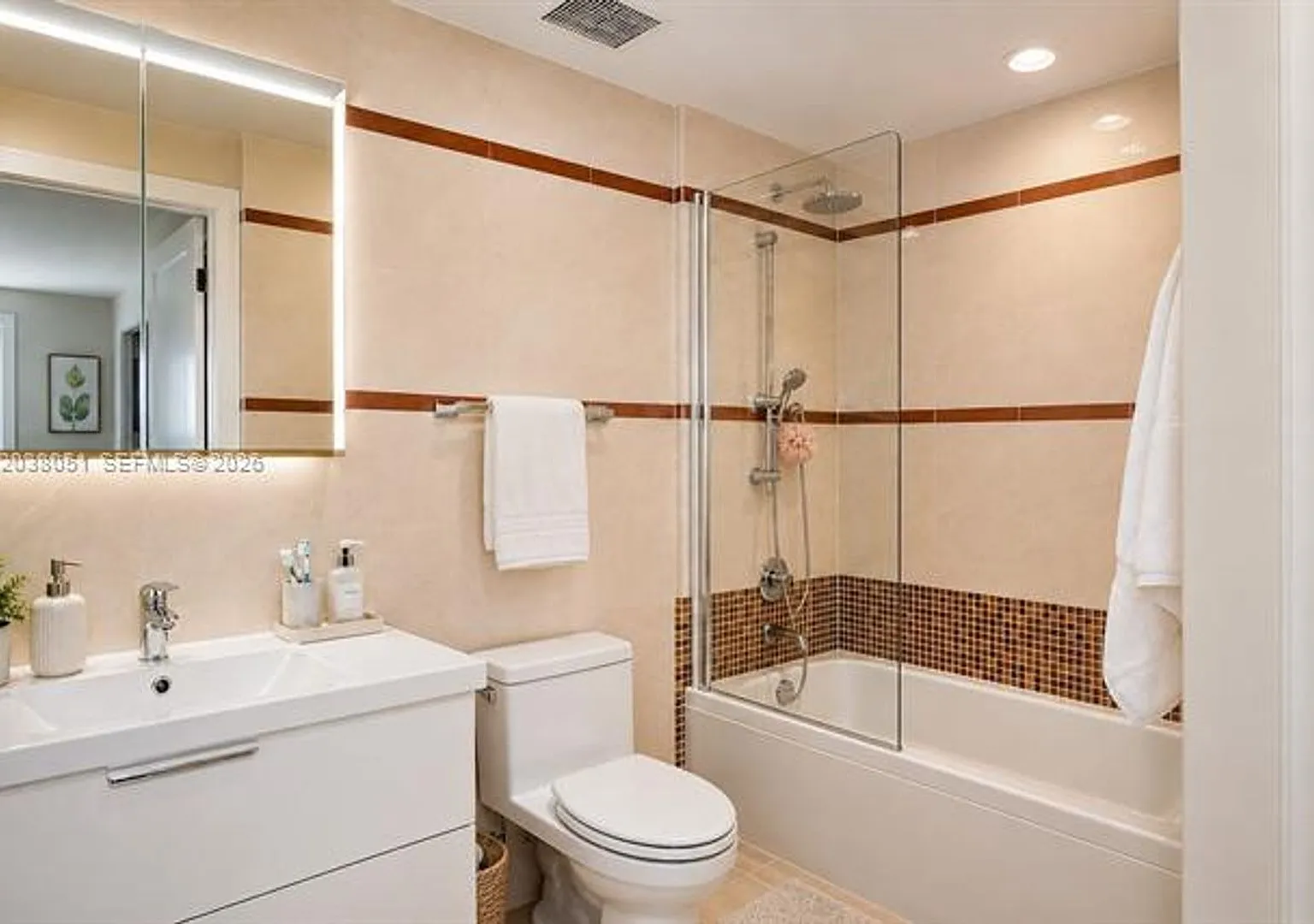 110 Washington Ave cu-1512, Miami Beach, FL 33139 — Photo 4