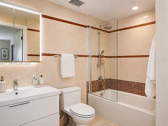 2nd image of 110 Washington Ave APT 1512