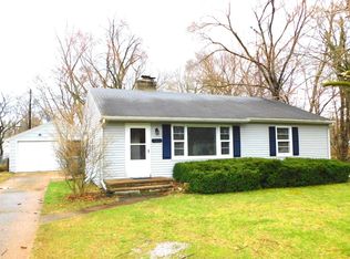 535 Chippewa Rd, Benton Harbor, MI 49022