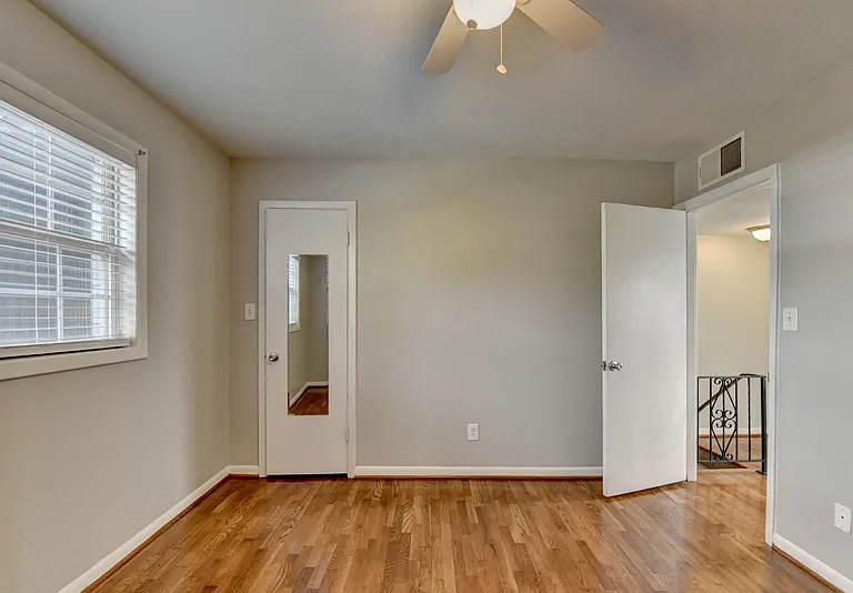 81 E Wesley Rd NE #2 — Photo 17