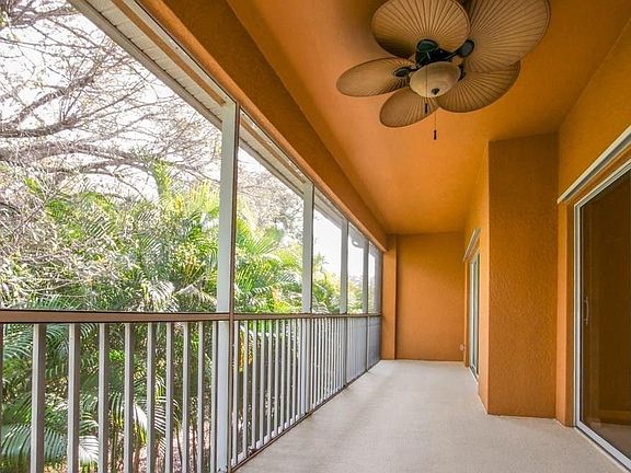 3rd image of 1089 Winding Pines Cir Unit 204