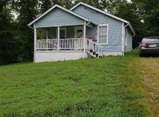 1631 Berkley St SW, Lenoir, NC 28645