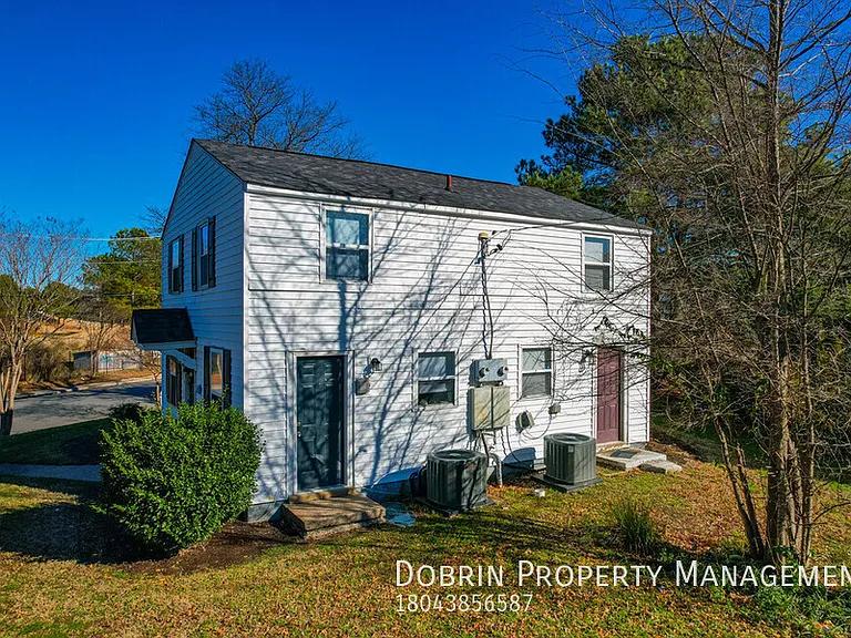 1619 Brookfield St — Photo 4