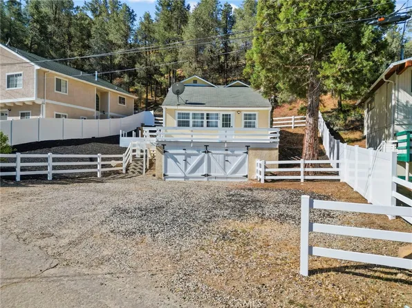 7106 Lakeview Dr, Frazier Park, CA 93225