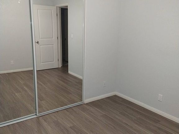 5th image of 787 Cherry Ave #8