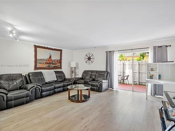 5th image of 3750 NW 115th Ave #25