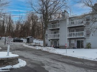 8 Lexington Hill #5, Harriman, NY 10926