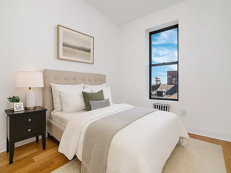 380 S 4th St #19 — Photo 3