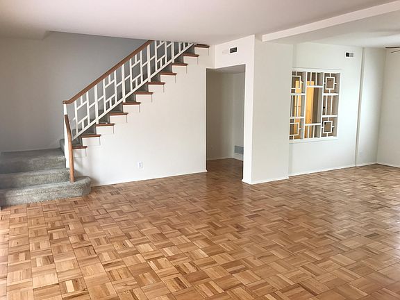 5th image of 556 Arballo Dr