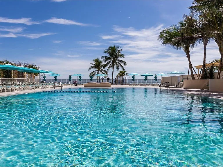 2501 S Ocean Dr #429 — Photo 4