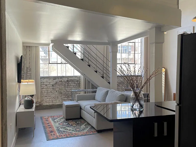 650 Glen Iris Dr NE #29 — Photo 2