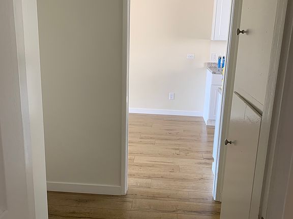 4th image of 8126 Owensmouth Ave #10