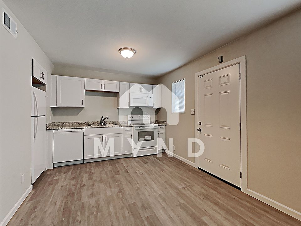 1st image of 1538 W Peoria Ave APT 1