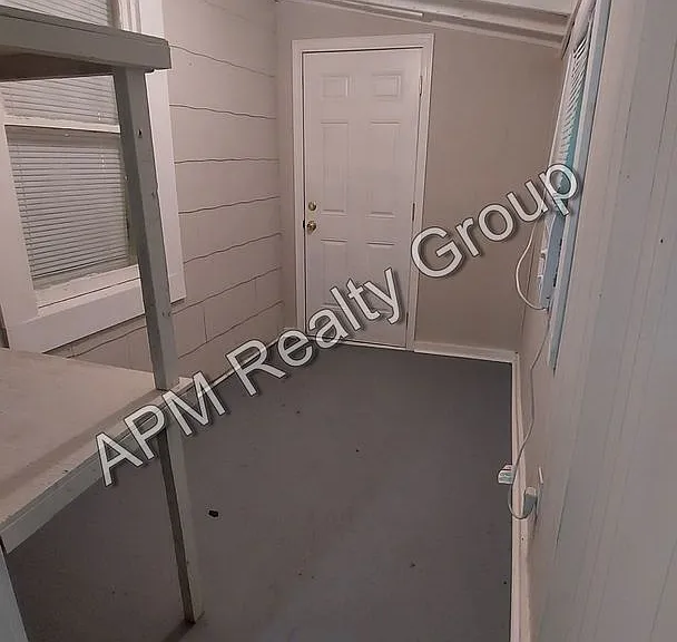1512 Malinda Rd — Photo 11