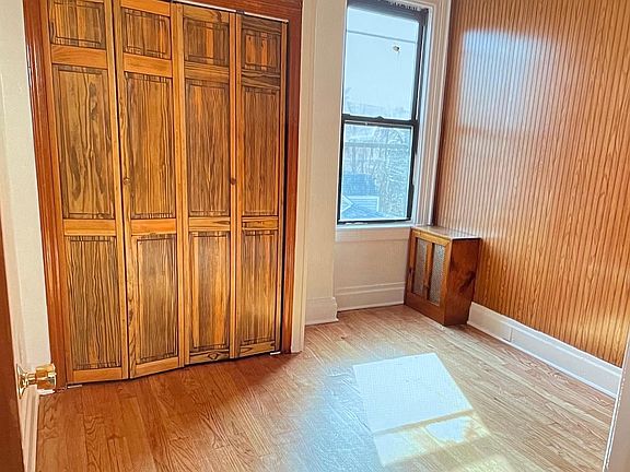 5th image of 82 Crescent Pl Floor 2