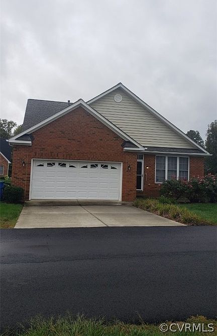 1st image of 4418 Village Creek Dr