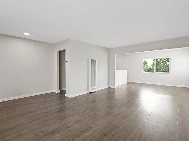 21818-21830 S Figueroa St — Photo 18