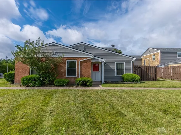 5504 Nantucket Rd, Dayton, OH 45426