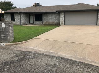 300 Travelers Trl, Lorena, TX 76655