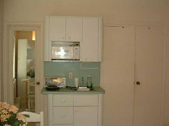 2nd image of 4000 Collins Ave APT 107