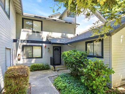 78 Village Parkway, Napa, CA, 94558