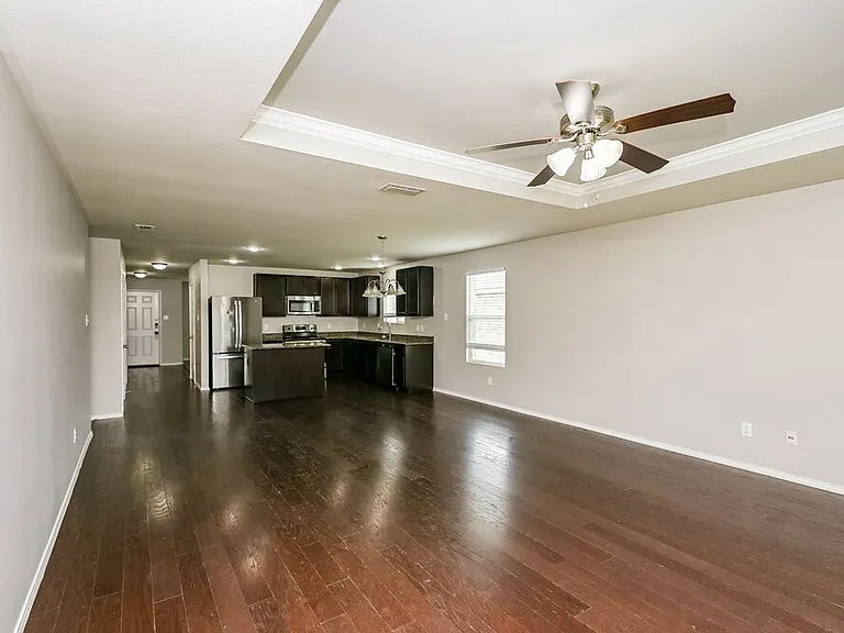 10009 Calcite Dr — Photo 3