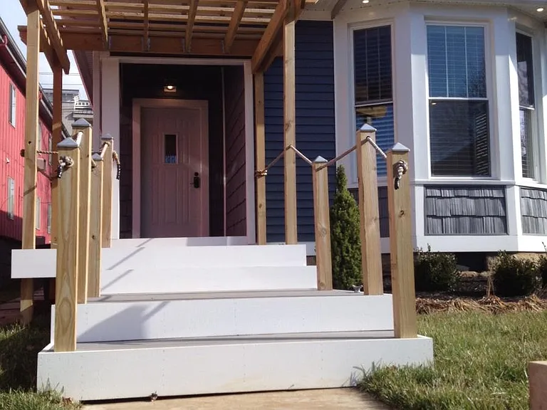 325 S Grant St — Photo 3
