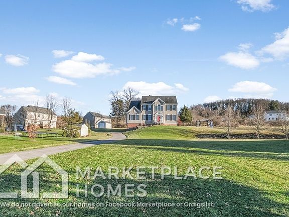 2nd image of 226 Morning Grove Ln