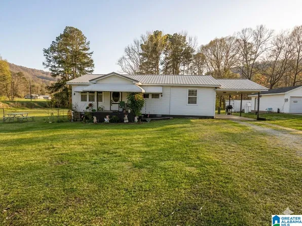 1850 Pleasant Valley Rd, Gallant, AL 35972