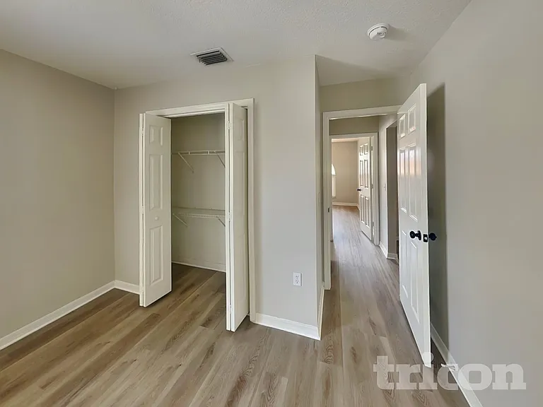 10417 Salisbury St — Photo 10