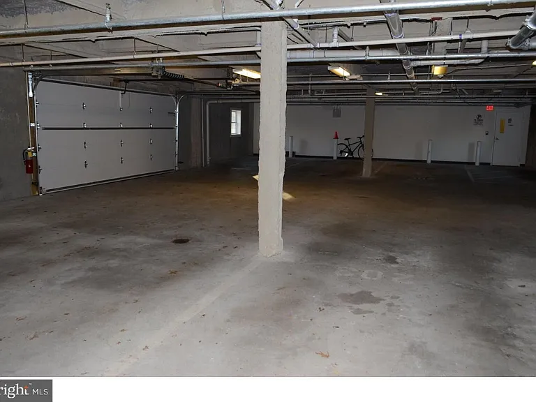 131 Prospect St — Photo 9
