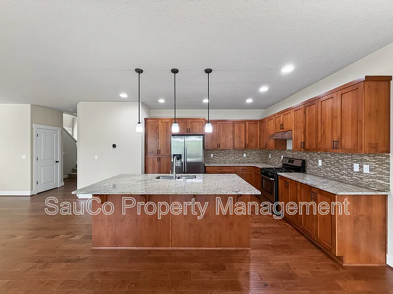 20269 SW Gracie St — Photo 6