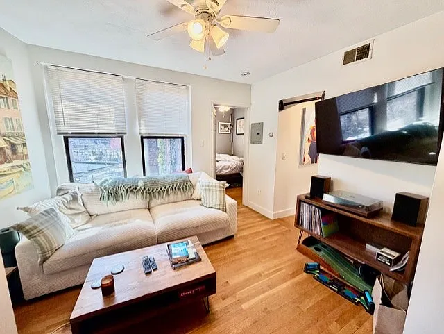20 Stillman St #2M