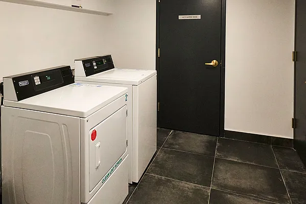 Rented by Lodger Corp | media 25