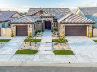 1477 Jordan Ave, Clovis, CA 93611