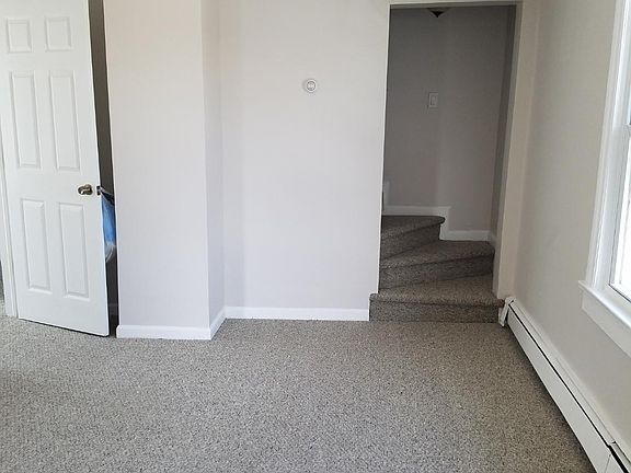 2nd image of 30 E Hawthorne Ave