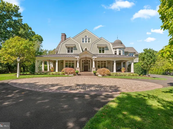 809 Brushtown Rd, Lower Gwynedd, PA 19002