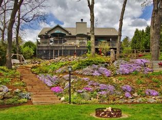 N7818 Kettle Moraine Dr, Whitewater, WI 53190