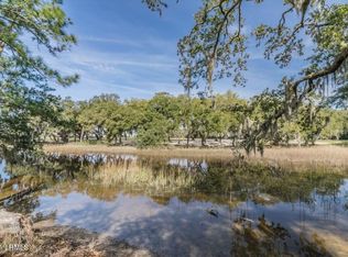8 Reeve Ct, Saint Helena Island, SC 29920