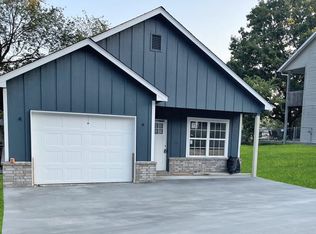 1702 Evans St, Tahlequah, OK 74464