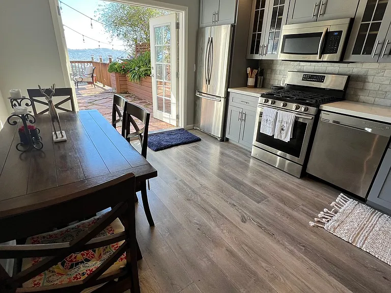 351 Mangels Ave — Photo 8