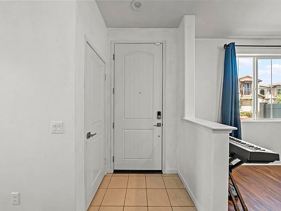 2nd image of 45477 Calle Cirros