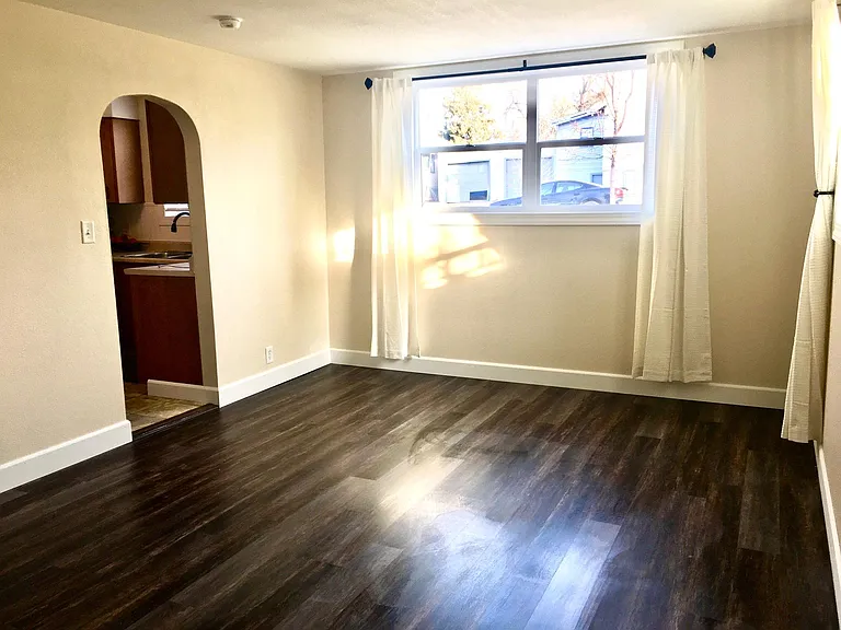 2225 2nd Ave N #4 — Photo 5