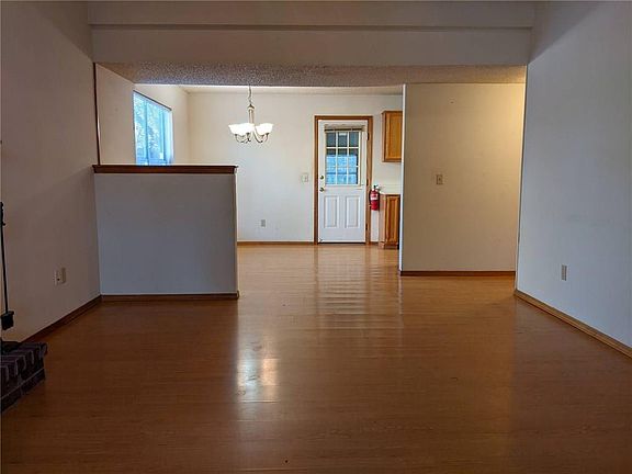 5th image of 2409 W Sunset Dr