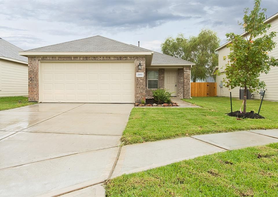 1st image of 21811 Black Owl Dr