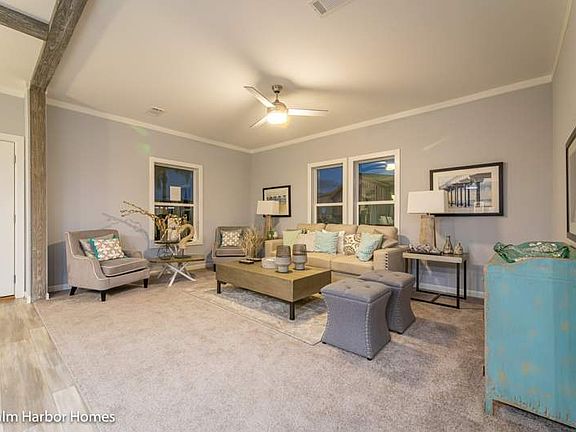 3rd image of 689 Royal Palm Dr