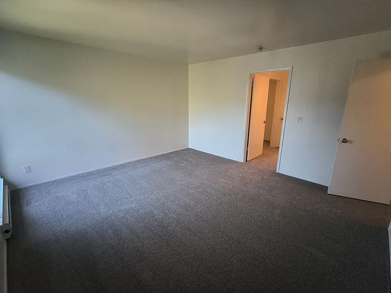 5 Commodore Dr #412 — Photo 52
