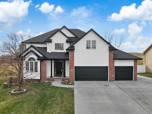 3510 Rose Ave, Des Moines, IA 50321