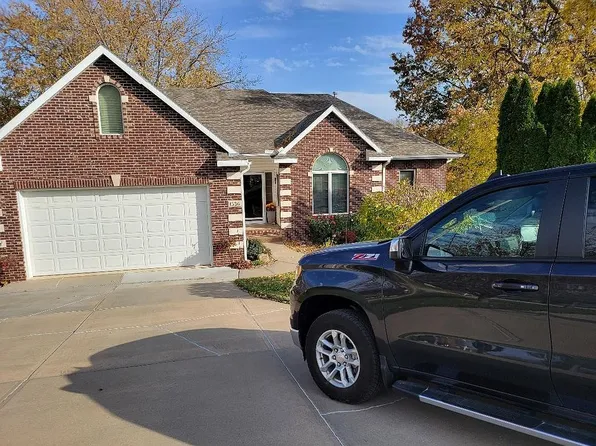 1536 Trumball Ter, Plattsmouth, NE 68048