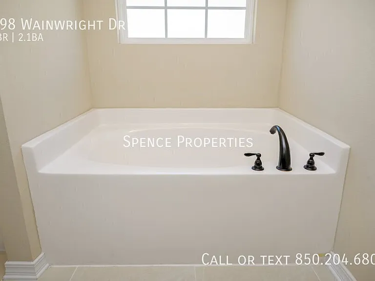 198 Wainwright Dr — Photo 28
